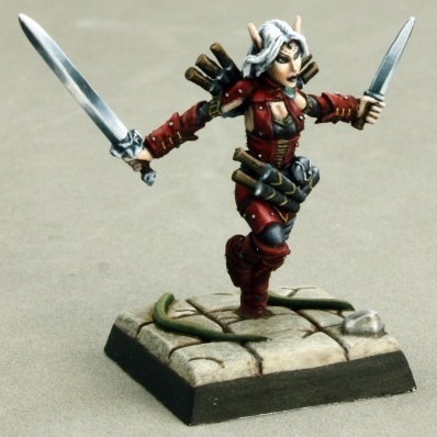 Merisiel Iconic Female Elf Roque Pathfinder miniatures par Reaper RPR 60013 